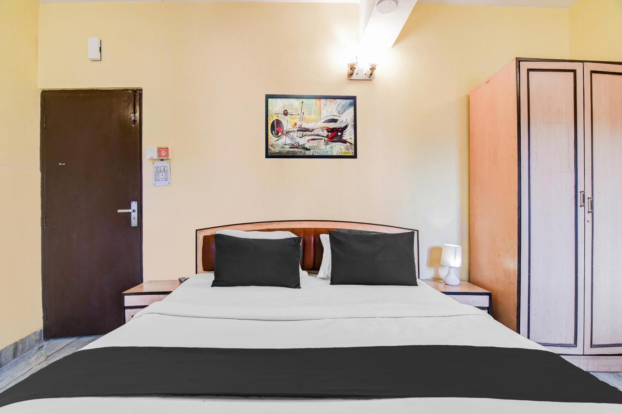 Super Hotel O Alipore Near Chetla Formerly Alipore Guest House Alīpur Eksteriør billede