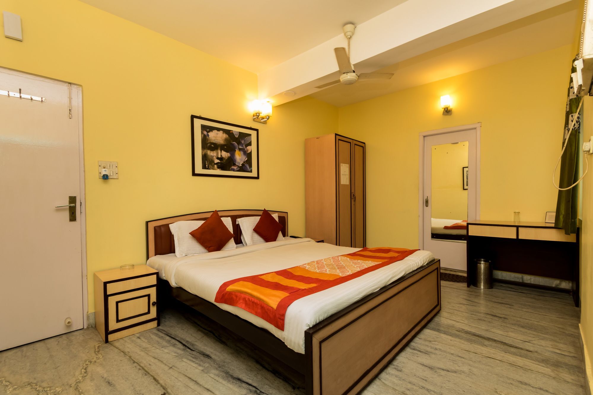 Super Hotel O Alipore Near Chetla Formerly Alipore Guest House Alīpur Eksteriør billede